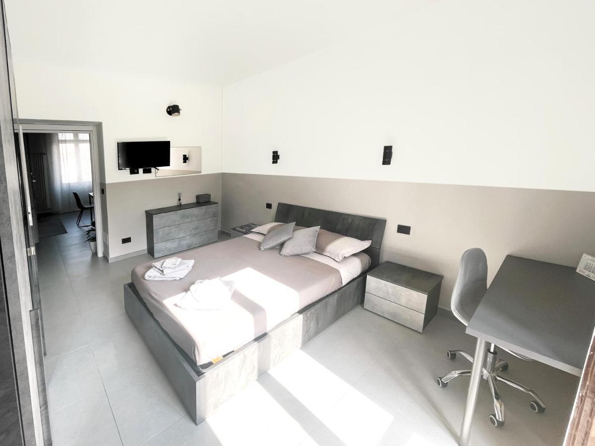 Apartmán Porta Susa X6 - Freeparking Wi-Fi E Netflix Turín Exteriér fotografie